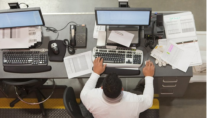 disadvantages of desk job