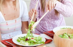 6 Simple Diet Changes by Famous Weight Loss Experts